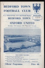 Bedford Town v Oxford United