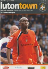 Luton Town v Plymouth Argyle
