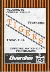 Worksop Town v Gateshead