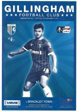 Gillingham v Brackley Town