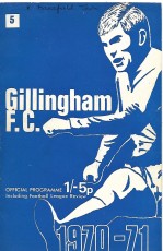 Gillingham v Mansfield Town