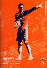 Luton Town v Arsenal