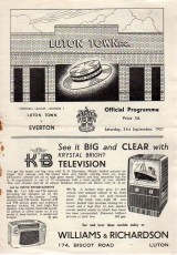 Luton Town v Everton