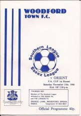 Woodford Town v Leyton Orient